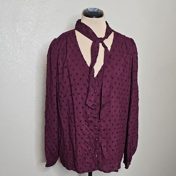NWT LOFT Deep Burgundy Tie Neck Blouse Long Sleeve Clip Dot Medium - Picture 1 of 9